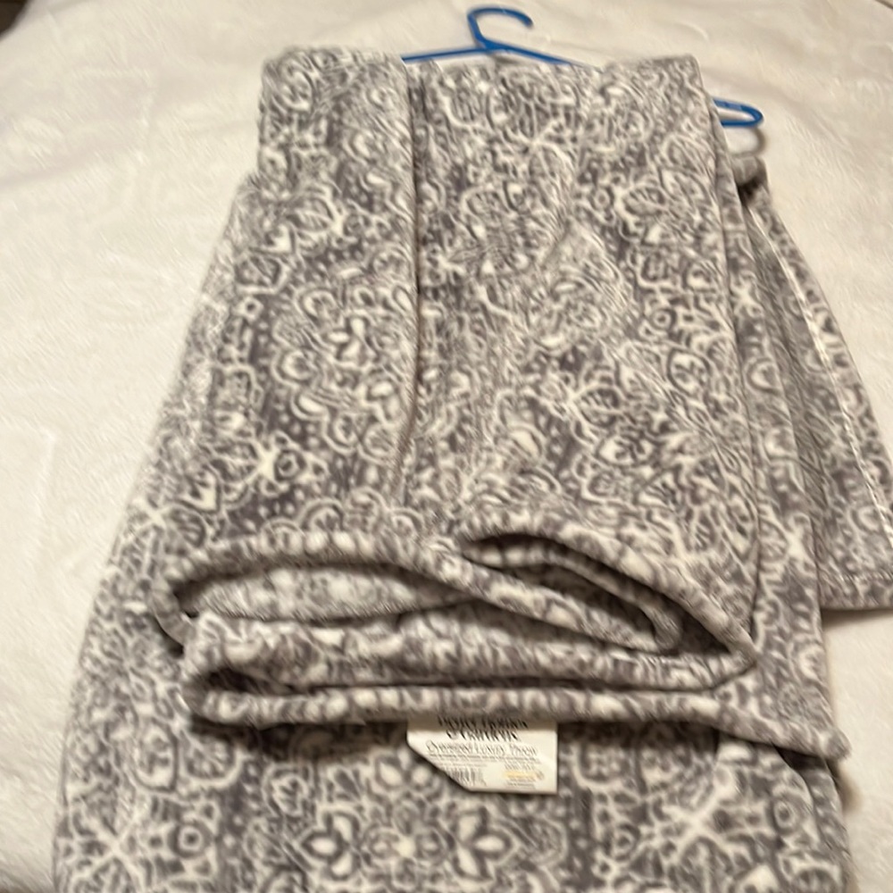 Big oversize, plush, throw blanket